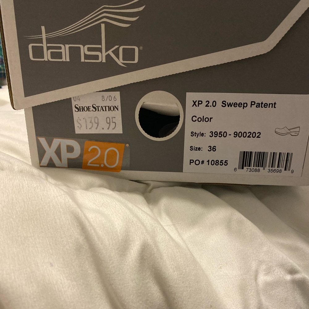 Size 6 (36) Dansko clogs barely worn